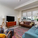 Casa Da Laurentina - Charm With Pool & Garden 別荘 リスボン